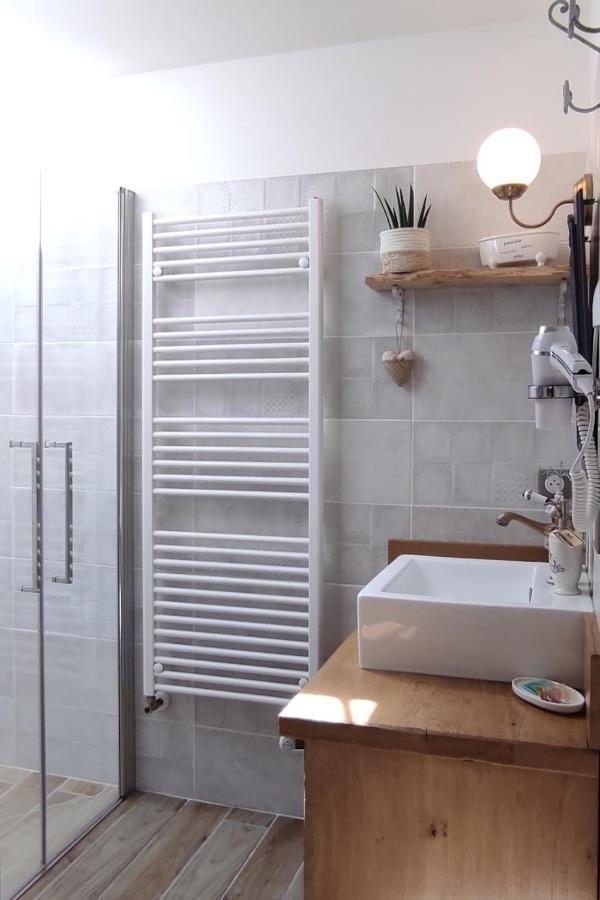 Gite De Charme Beaujoyeulx Molineuf Exterior foto
